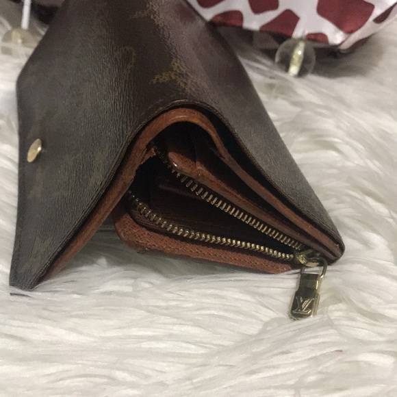 🚨SOLD🚨Authentic Louis Vuitton Monogram Tresor - Picture 13 of 16